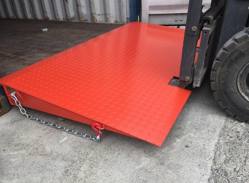 18,000 LB Sea Container Ramp – Forklift & Skid Steer Access view 3