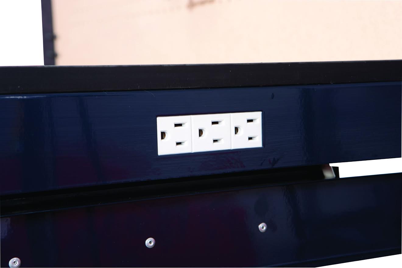 48-Inch Workbench Light with Built-In Power Outlets – Heavy Duty Workshop Lighting WT006C view 3