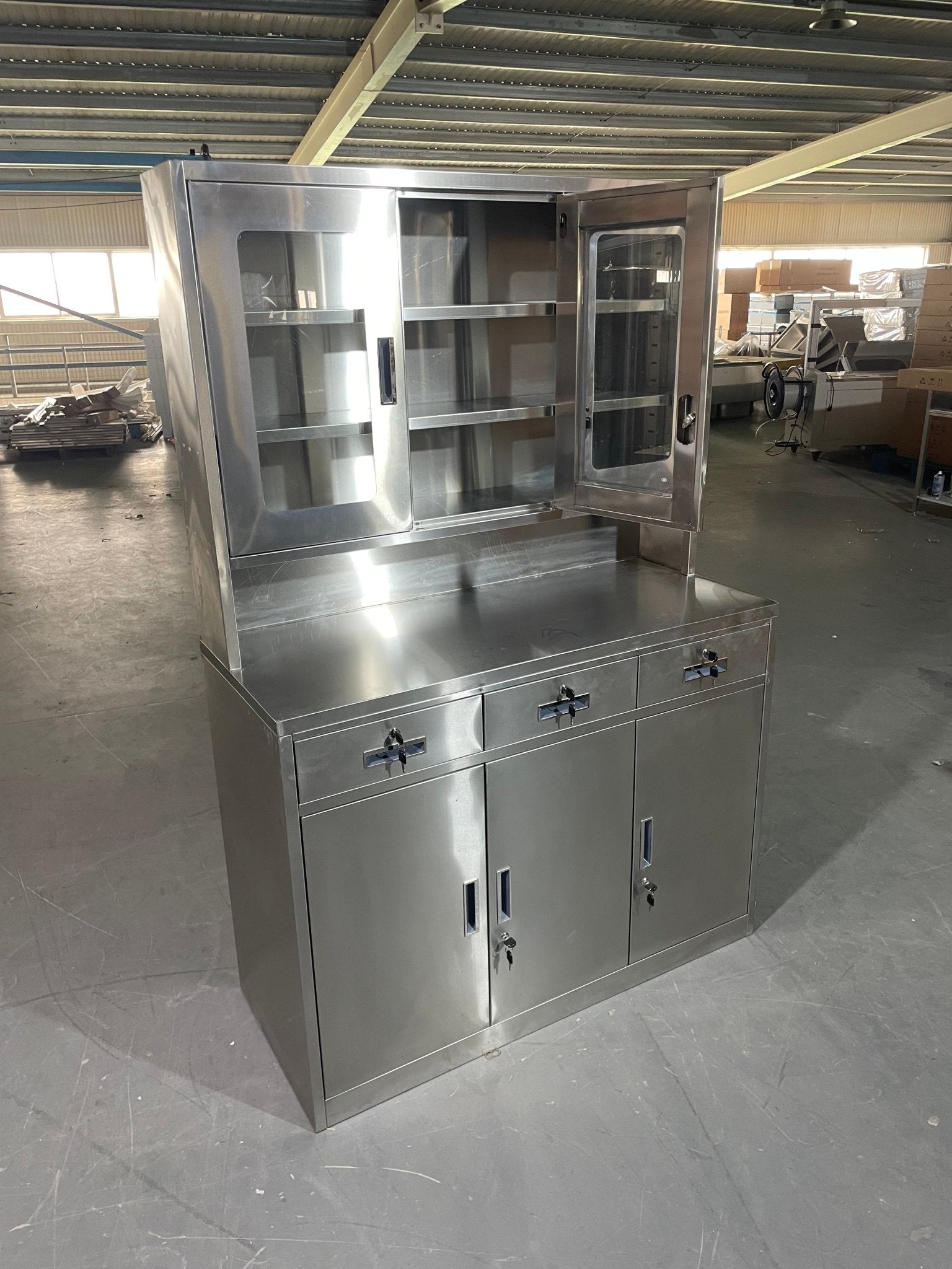 Stainless Steel Garage Storage Cabinet – Heavy-Duty Utility Tool Locker with Lock